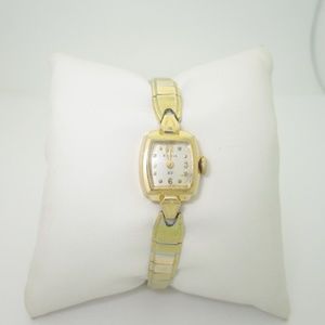18K Gold Vintage 1st Lady Bulova Ladies 23 Jewels